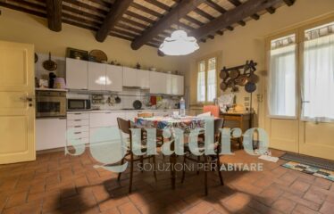 Villa in Vendita a Forlì