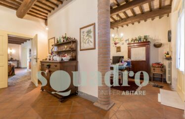 Villa in Vendita a Forlì