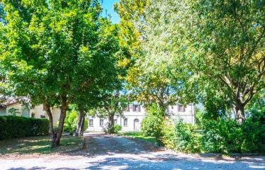 Villa in Vendita a Forlì