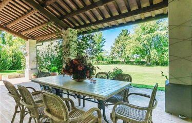 Villa in Vendita a Forlì