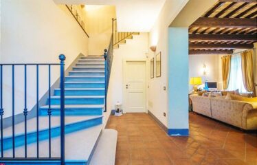 Villa in Vendita a Forlì