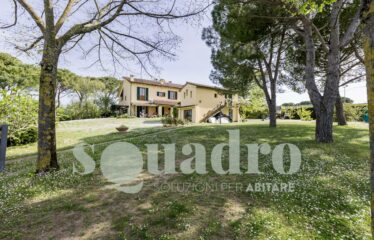 Villa in Vendita a Forlì