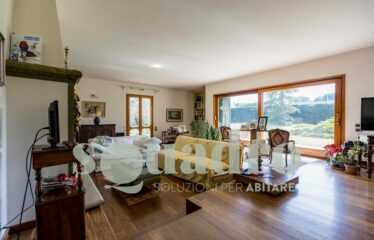 Villa in Vendita a Forlì
