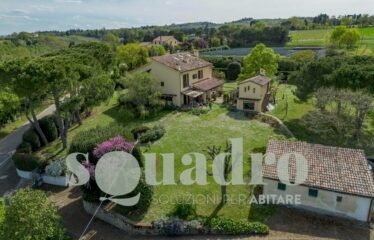 Villa in Vendita a Forlì