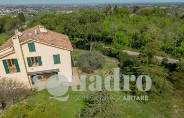 Villa in Vendita a Forlì