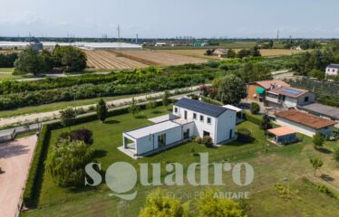 Villa in Vendita a Forlì