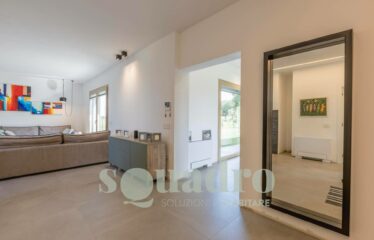 Villa in Vendita a Forlì