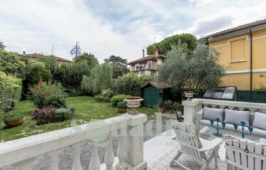 Villa in Vendita a Forlì