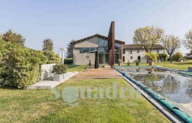 Villa in Vendita a Faenza