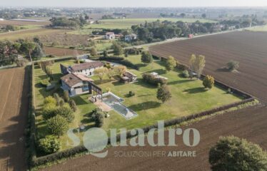Villa in Vendita a Faenza