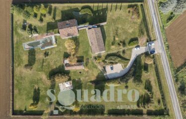 Villa in Vendita a Faenza