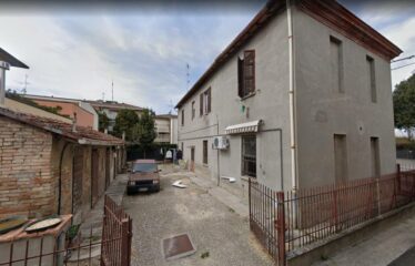 Casa singola in Vendita a Forlì