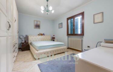 Casa singola in Vendita a Forlì