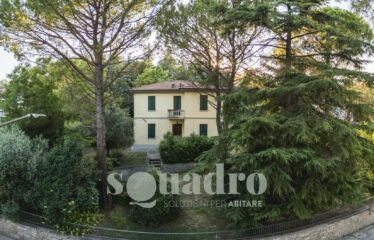 Villa in Vendita a Castrocaro Terme e Terra del Sole