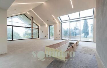 Villa in Vendita a Forlì