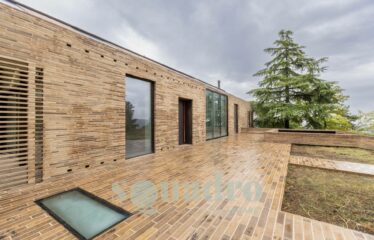 Villa in Vendita a Forlì