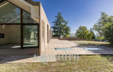 Villa in Vendita a Forlì