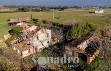 Rustico in Vendita a Forlì