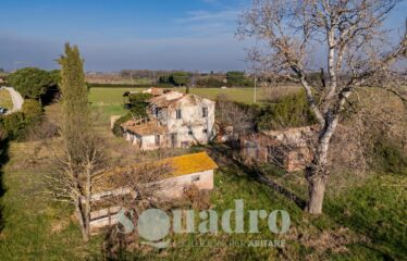 Rustico in Vendita a Forlì
