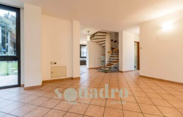 Casa singola in Vendita a Forlì