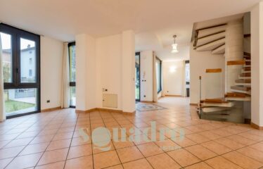 Casa singola in Vendita a Forlì