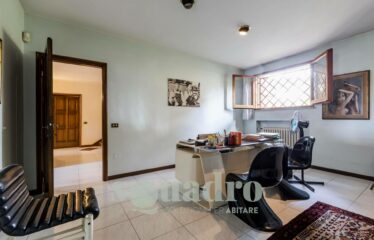 Villa in Vendita a Forlì
