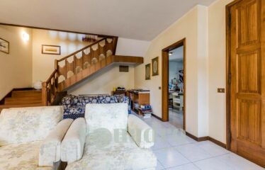 Villa in Vendita a Forlì