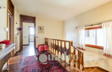 Villa in Vendita a Forlì