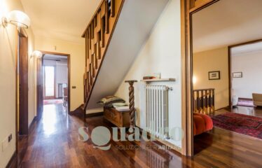 Villa in Vendita a Forlì