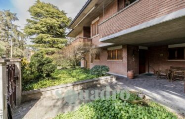 Villa in Vendita a Forlì