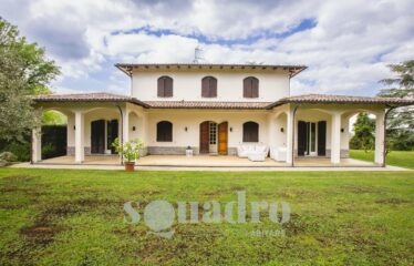 Villa in Vendita a Castrocaro Terme e Terra del Sole